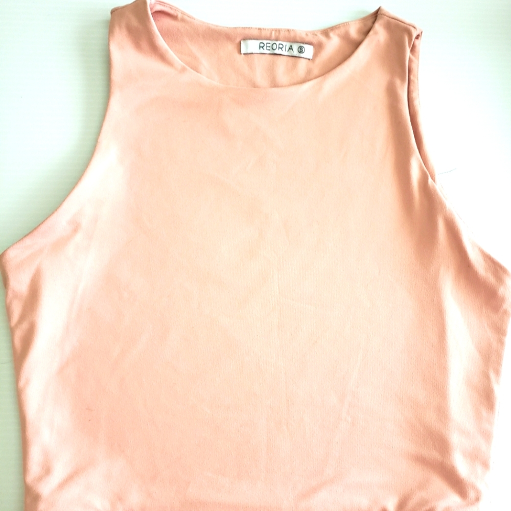 ReoRia Peach Tank Top